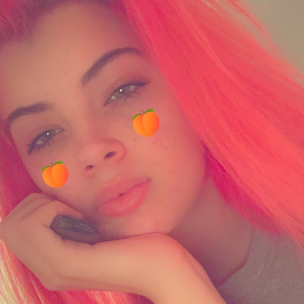 Meet your Posher, Sky